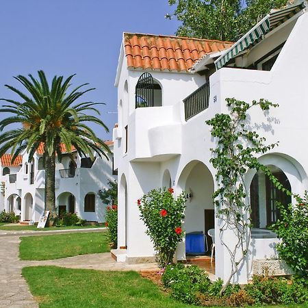 Son Bou Apartments Extérieur photo